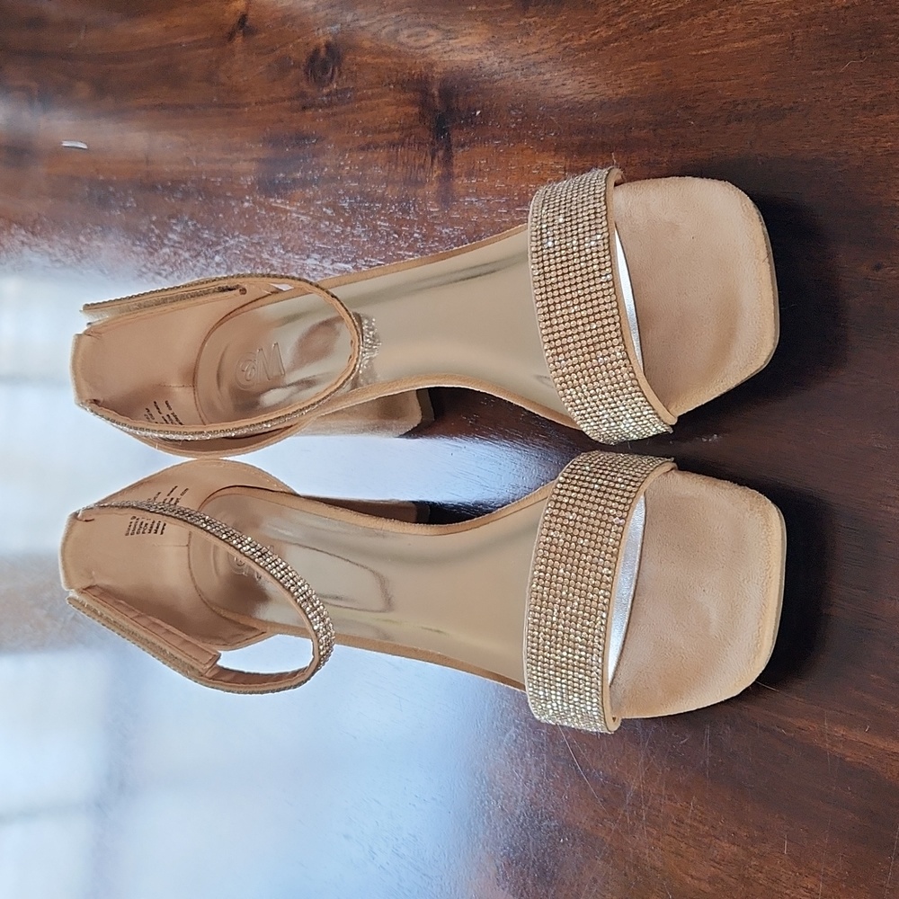 Chelsea Moreland Nude Silver Sparkle Open Toe Formal 3 Inch Heel Women's Size 9 - Picture 2 of 10